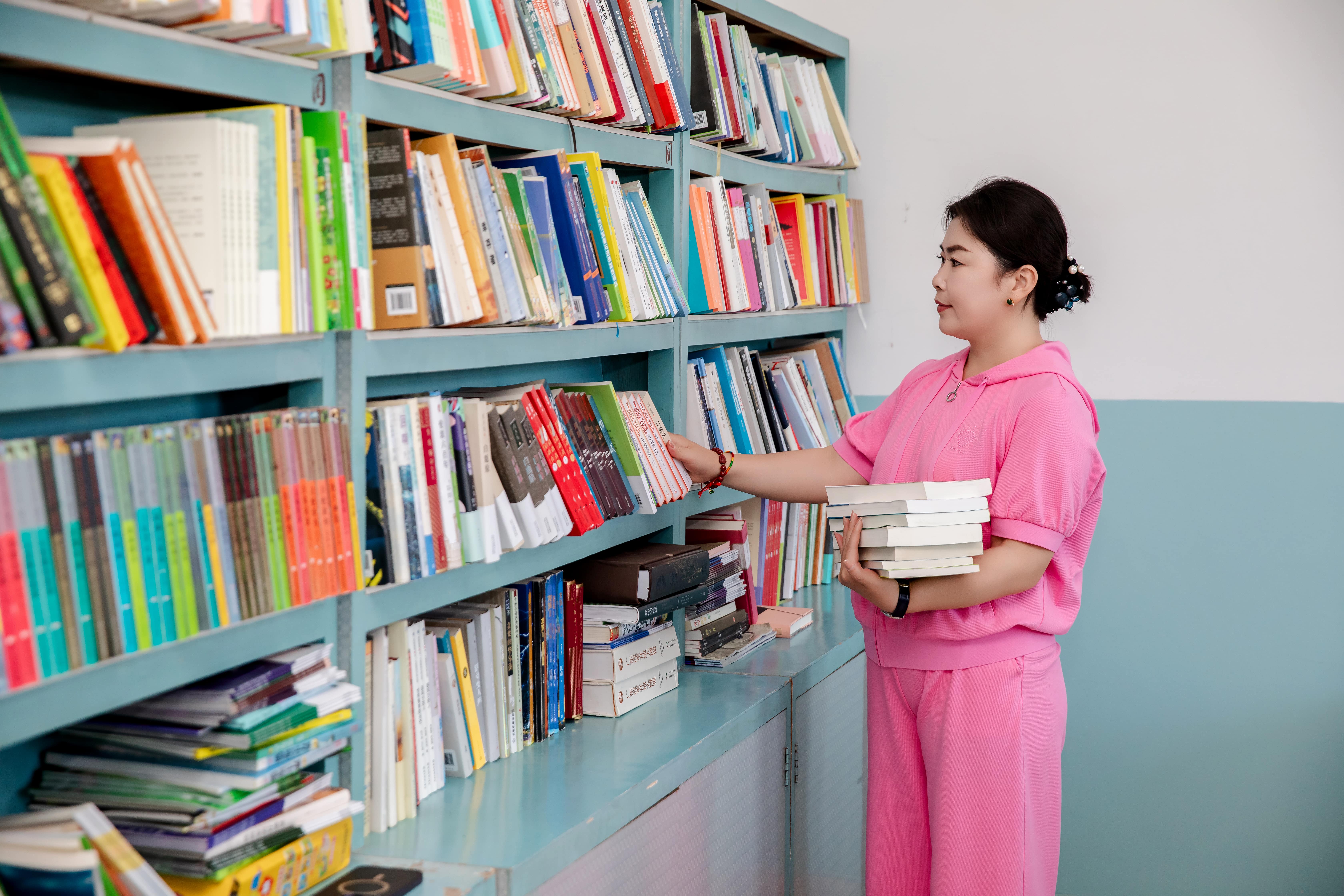 第251所 新疆昌吉州玛纳斯县北五岔镇天行手机平台王俊英学校