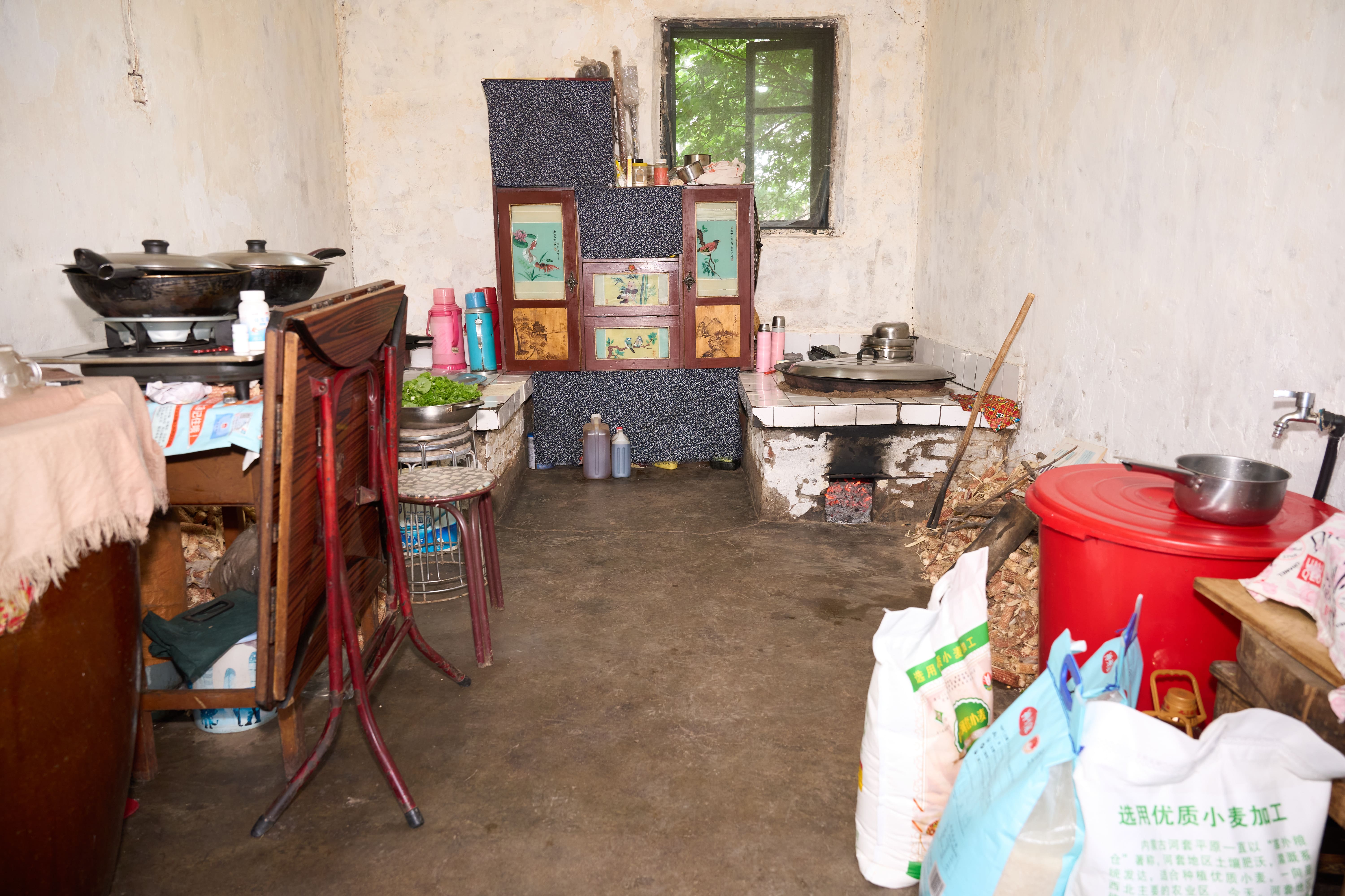 第254所 黑龙江巴彦县黑山镇民乐村天行手机平台侯玉霞学校