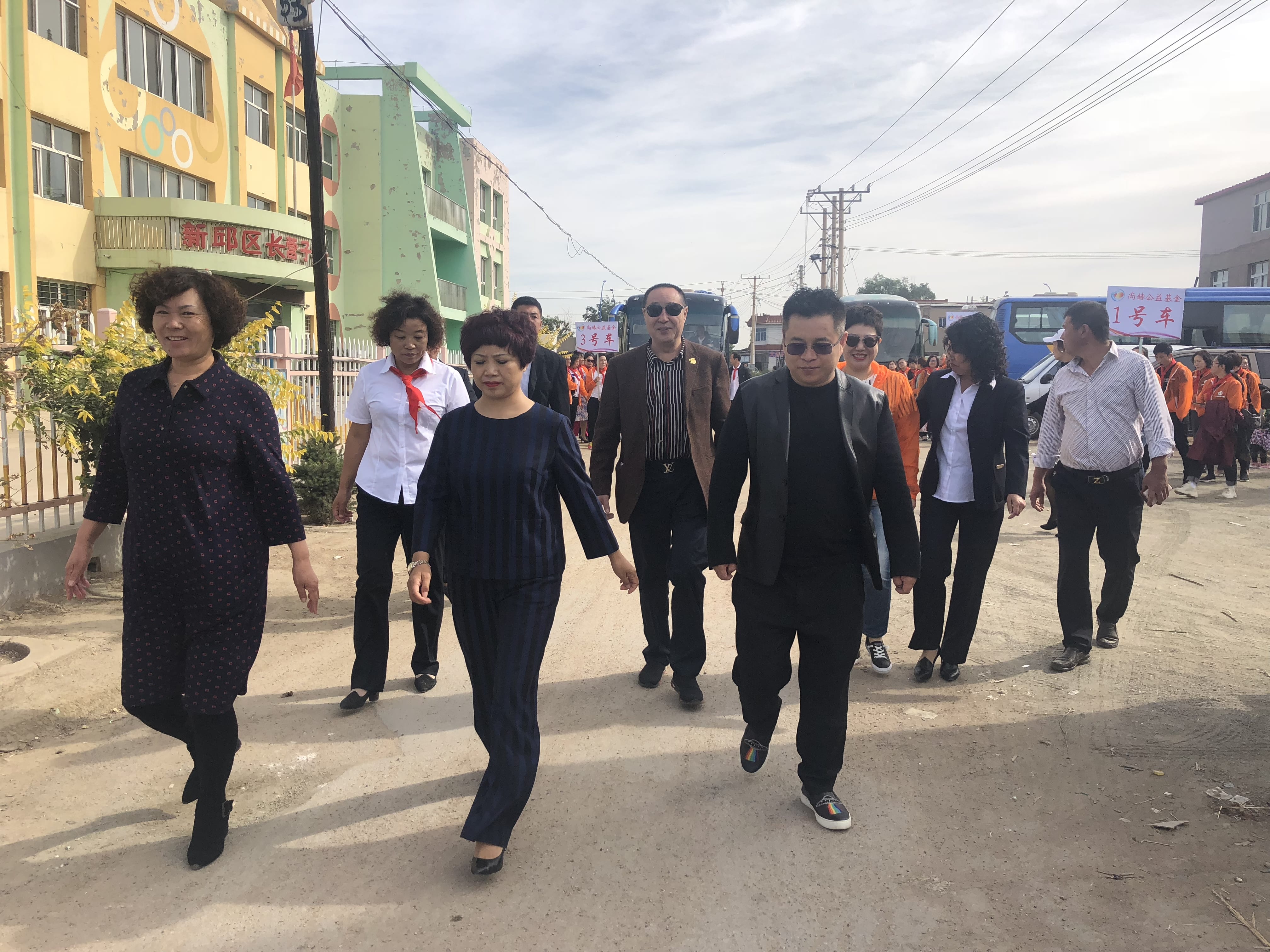 第165所 阜新市新邱区阿金歹天行手机平台张迪小学